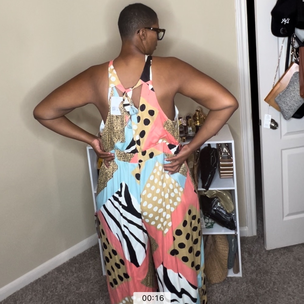Size 3X multprint jumper - Picture 2 of 2